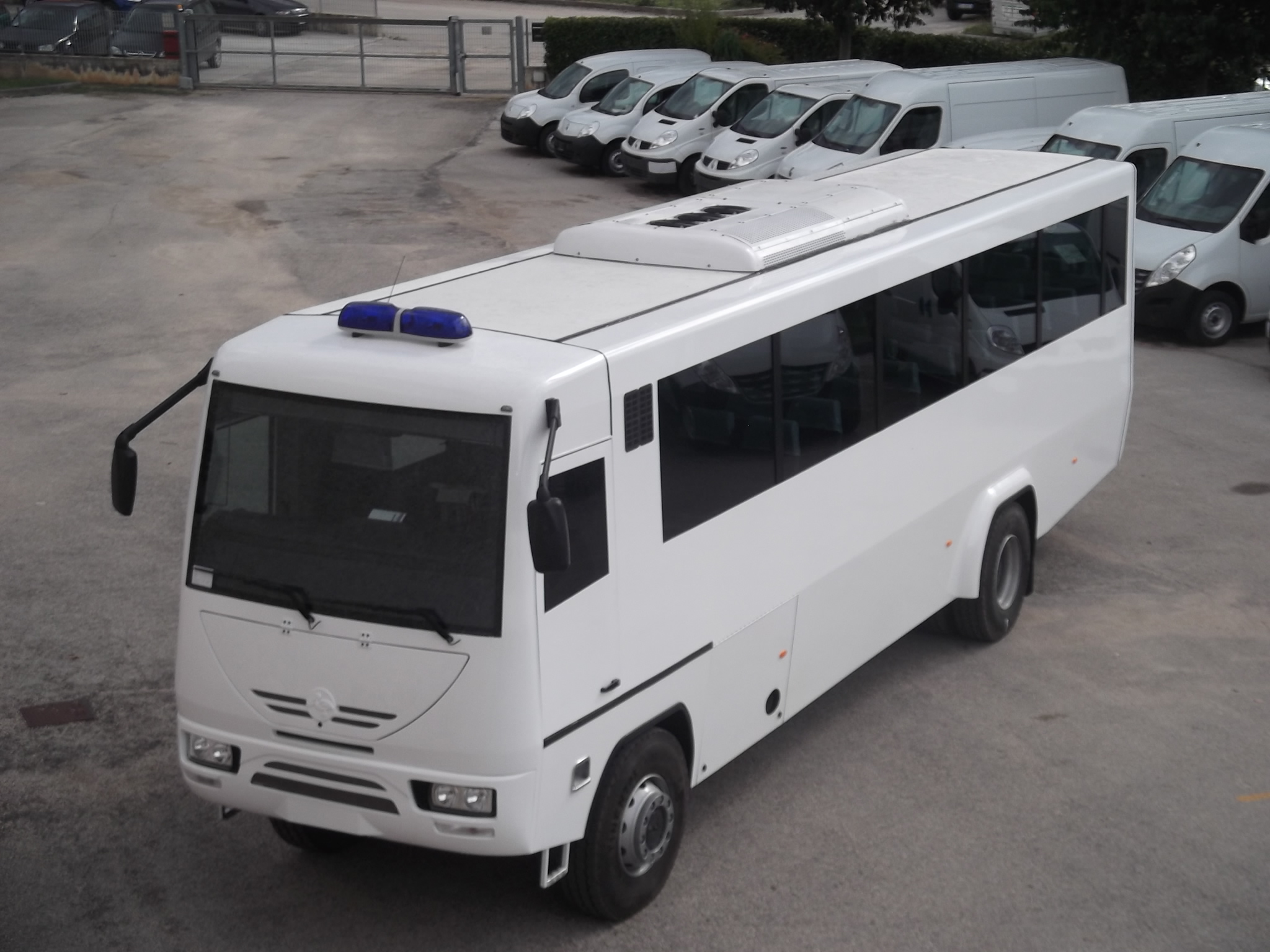 New Tech Autobus blindato